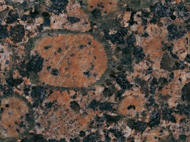 In Indien findet sich der braune Granit Baltic Brown, der zu den Hartgesteinen zählt und eine besondere Struktur aufweist. In Bezug auf seinen warmen Farbton passt er gut zu Möbeln aus Holz. Dieser Granit zählt zu den Hartgesteinen. Er ist technisch sehr 